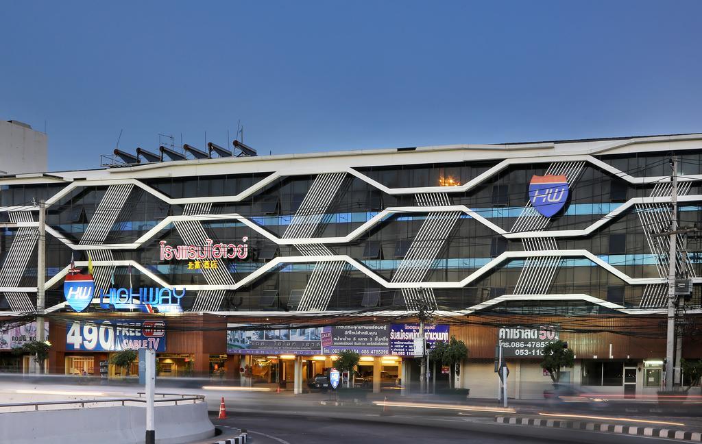 Highway Hotel Chiang Mai Exterior photo